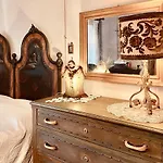 La Casa Rossa *