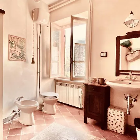 Semesterbostad La Casa Rossa