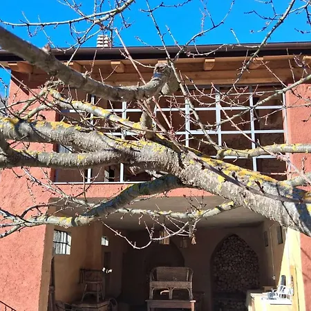 Semesterbostad La Casa Rossa