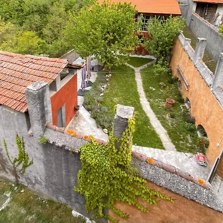 La Casa Rossa * Camerana