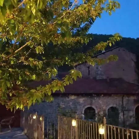 La Casa Rossa Semesterbostad *