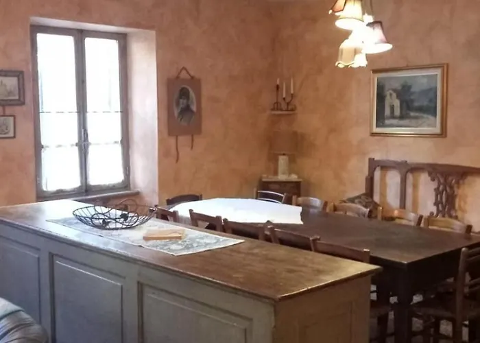 La Casa Rossa בית נופש Camerana