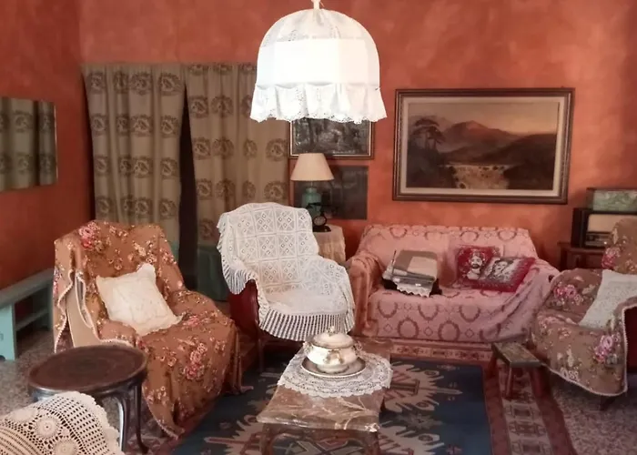 La Casa Rossa * Camerana