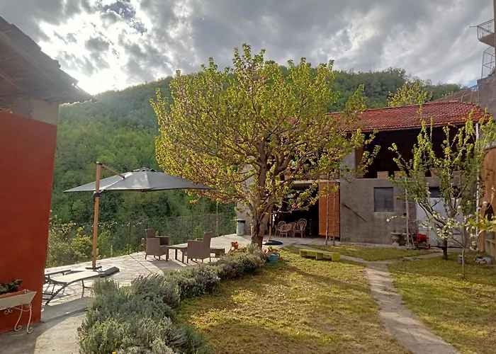 בית נופש La Casa Rossa Camerana